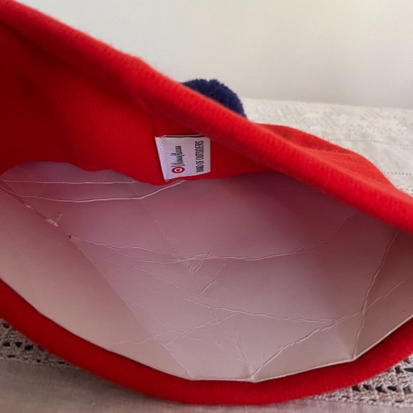 NEW Band of Outsiders x Neiman Marcus for Target Friends pom pom beanie rare - Picture 6 of 8